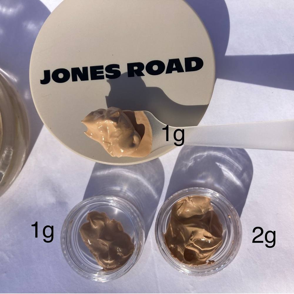 🔥4 or 8 JONES ROAD miracle balm / Just Enough or WTF foundation trial pack - Picture 14 of 15